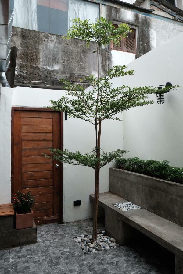 Slee Hostel Chiangmai (Adults Only) Chiang Mai Exterior foto